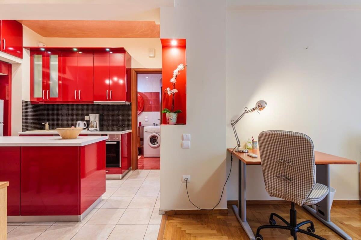 Athens Strawberry Hideaway - City Chic Retreat Exterior foto